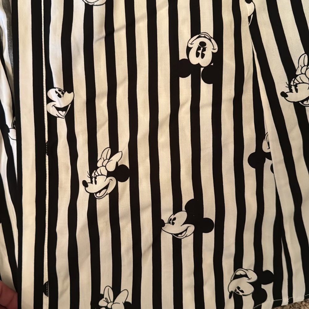 Disney x Torrid Black and White Mickey and Minnie Striped Trench Duster - Size 2 - Picture 3 of 3